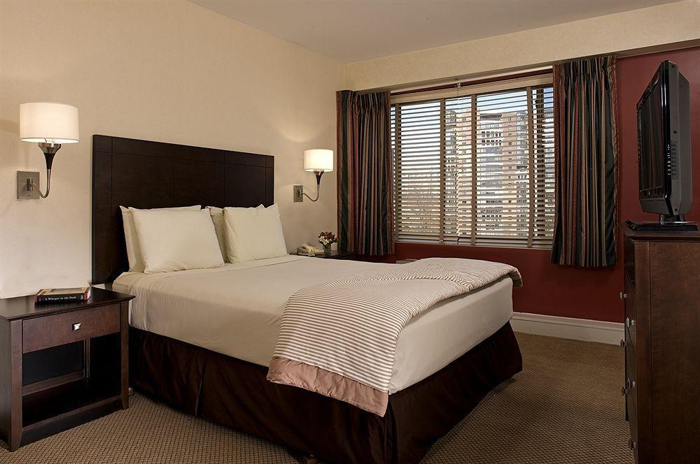 The Virginian Suites, Ascend Hotel Collection Арлингтон Экстерьер фото