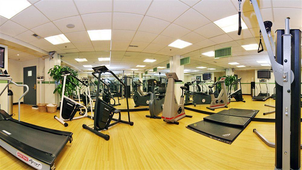 The Virginian Suites, Ascend Hotel Collection Арлингтон Экстерьер фото