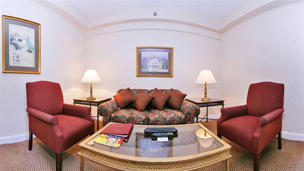 The Virginian Suites, Ascend Hotel Collection Арлингтон Экстерьер фото
