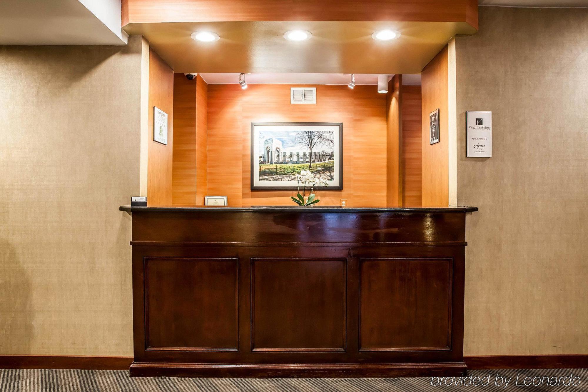 The Virginian Suites, Ascend Hotel Collection Арлингтон Экстерьер фото