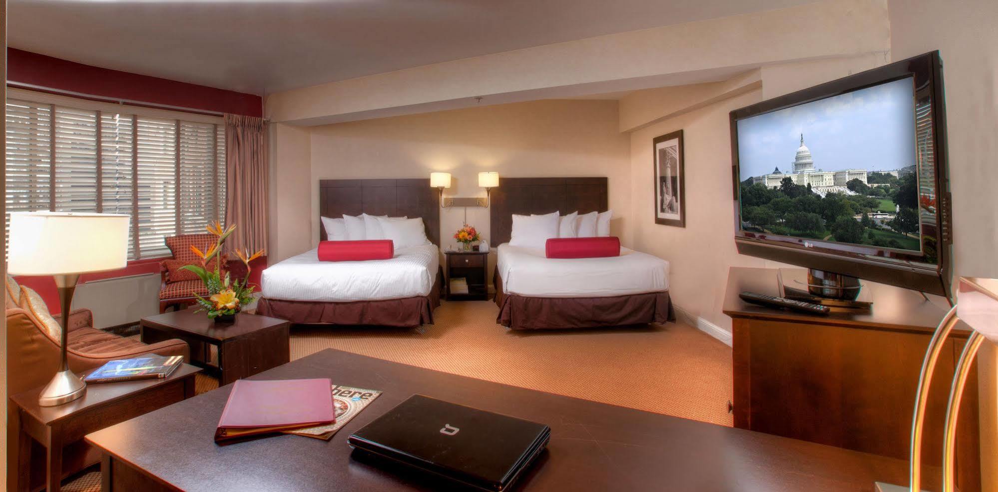 The Virginian Suites, Ascend Hotel Collection Арлингтон Экстерьер фото